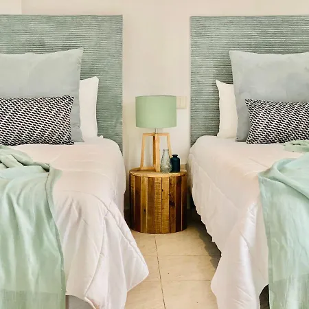 アパート Canaryislandshost L Surfer カレタ・デ・ファマラ