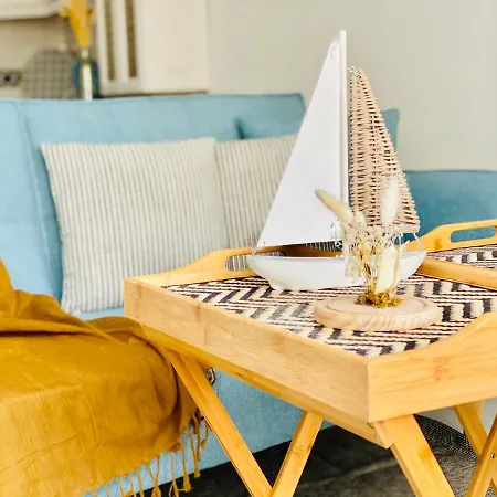 アパート Canaryislandshost L Surfer カレタ・デ・ファマラ