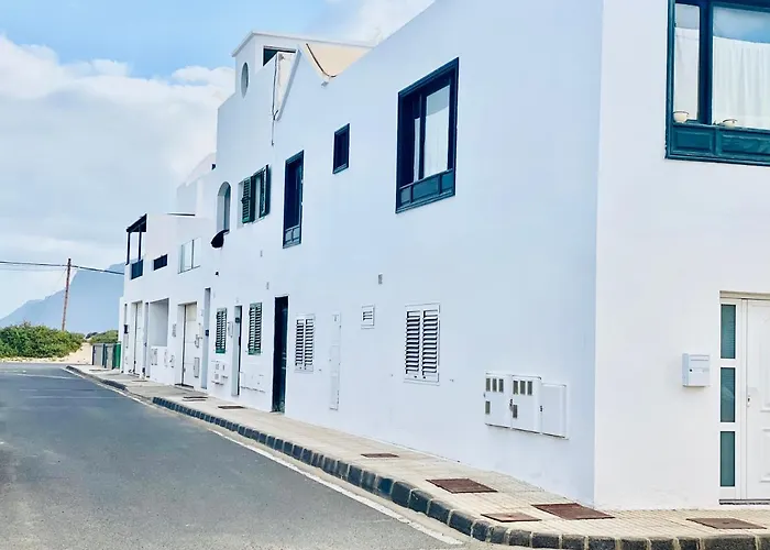 Canaryislandshost L Surfer Apartamento *